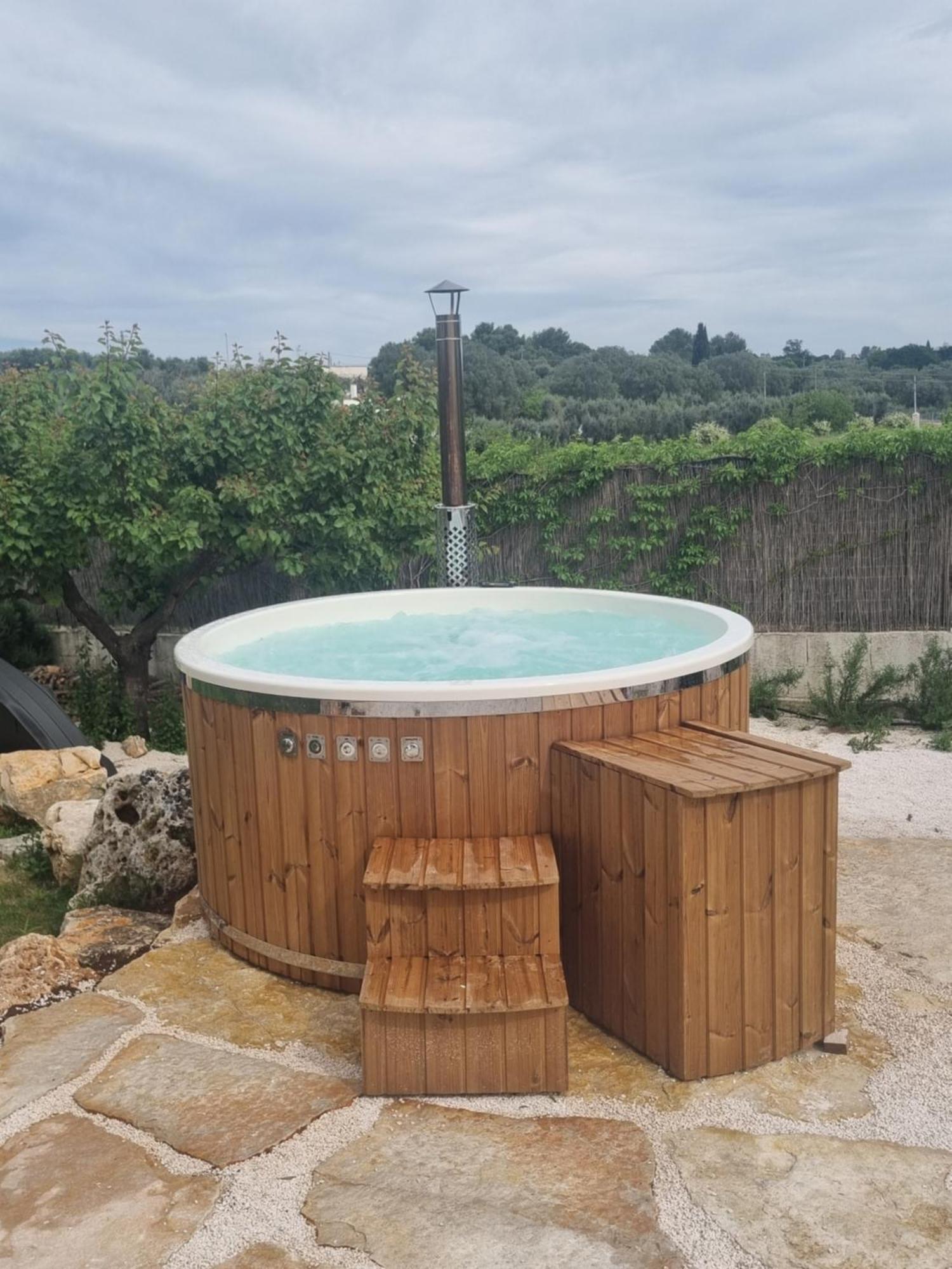 Dimora Il Mandorlo Hotel Остуни Екстериор снимка