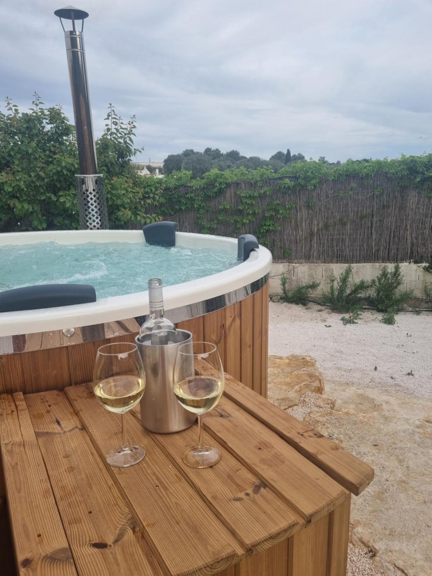 Dimora Il Mandorlo Hotel Остуни Екстериор снимка